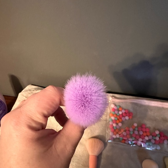 Professional quality 5pc brush set with 6pc makeup brush set - Picture 5 of 8